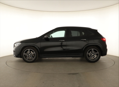 Mercedes-Benz GLA - 2024