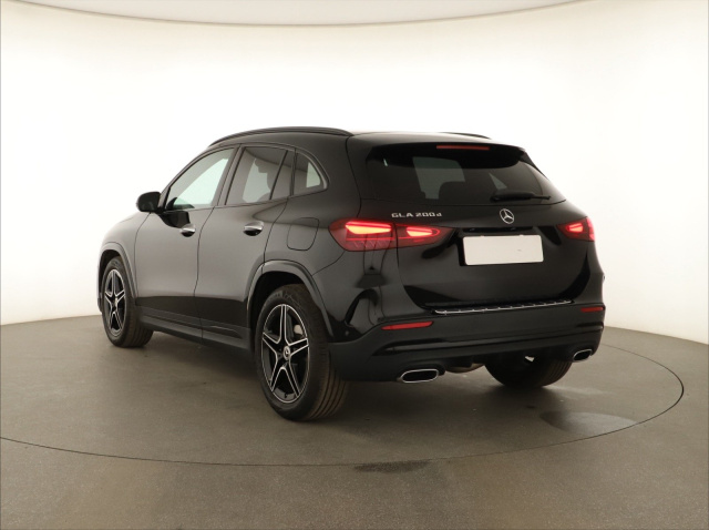 Mercedes-Benz GLA 200 d