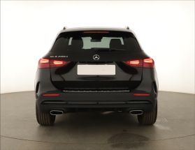 Mercedes-Benz GLA - 2024