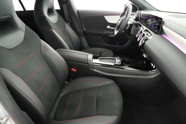 Mercedes-Benz CLA - 2024
