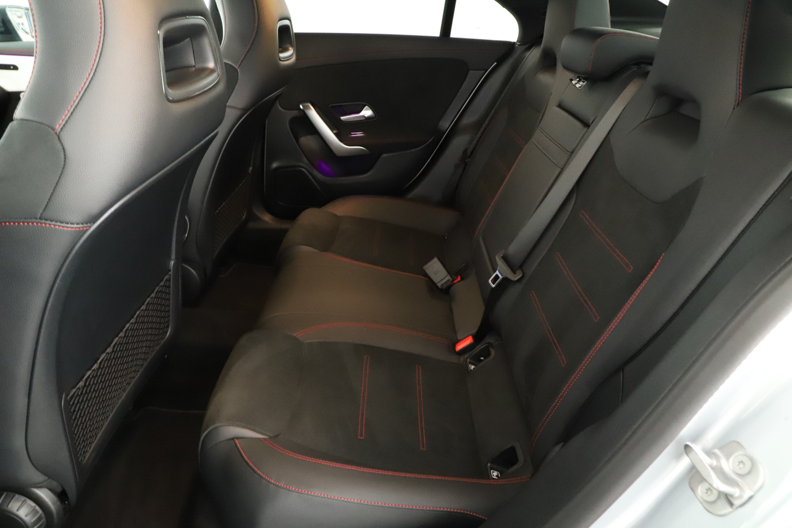 Mercedes-Benz CLA - 2024