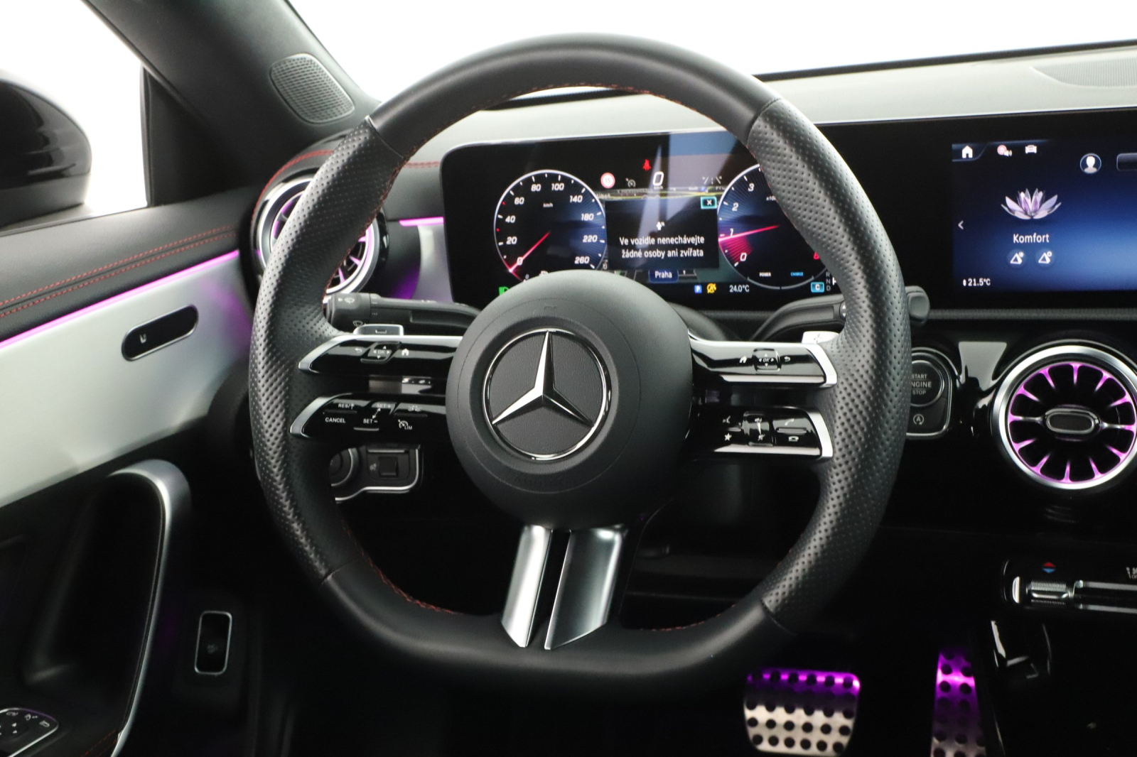 Mercedes-Benz CLA - 2024