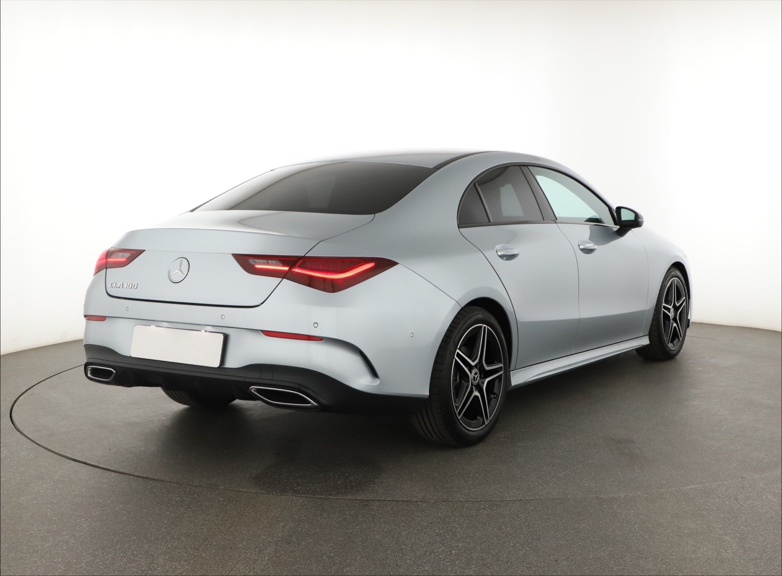 Mercedes-Benz CLA - 2024