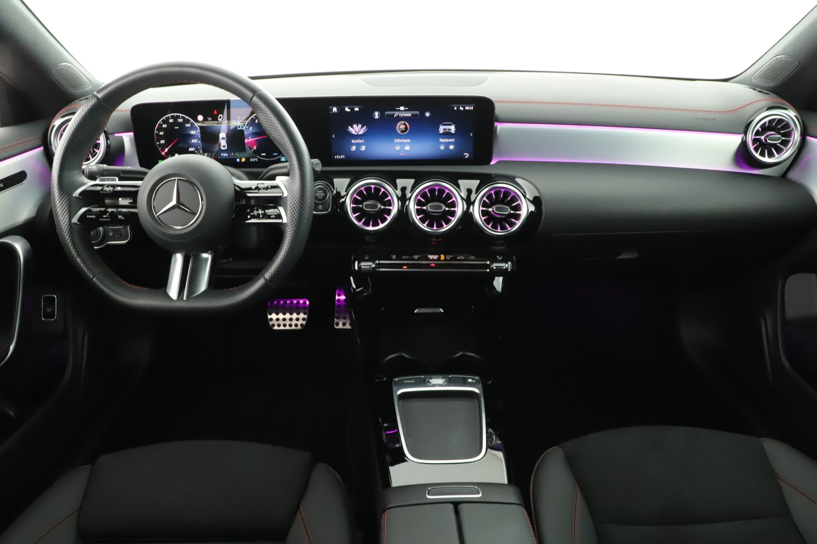 Mercedes-Benz CLA - 2024
