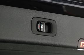 Mercedes-Benz E - 2024