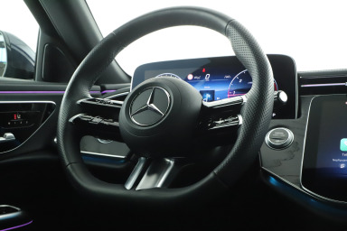 Mercedes-Benz E - 2024