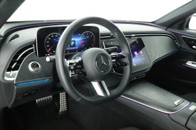 Mercedes-Benz E - 2024