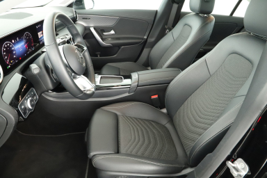 Mercedes-Benz CLA - 2024