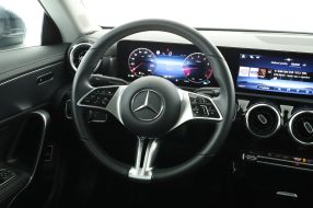 Mercedes-Benz CLA - 2024