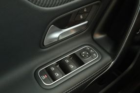 Mercedes-Benz CLA - 2024