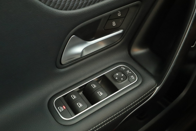 Mercedes-Benz CLA - 2024