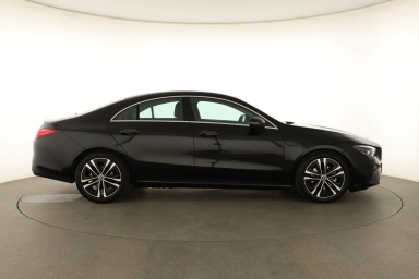 Mercedes-Benz CLA - 2024