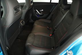 Mercedes-Benz CLA - 2024