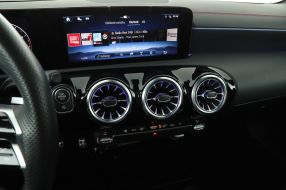 Mercedes-Benz CLA - 2024