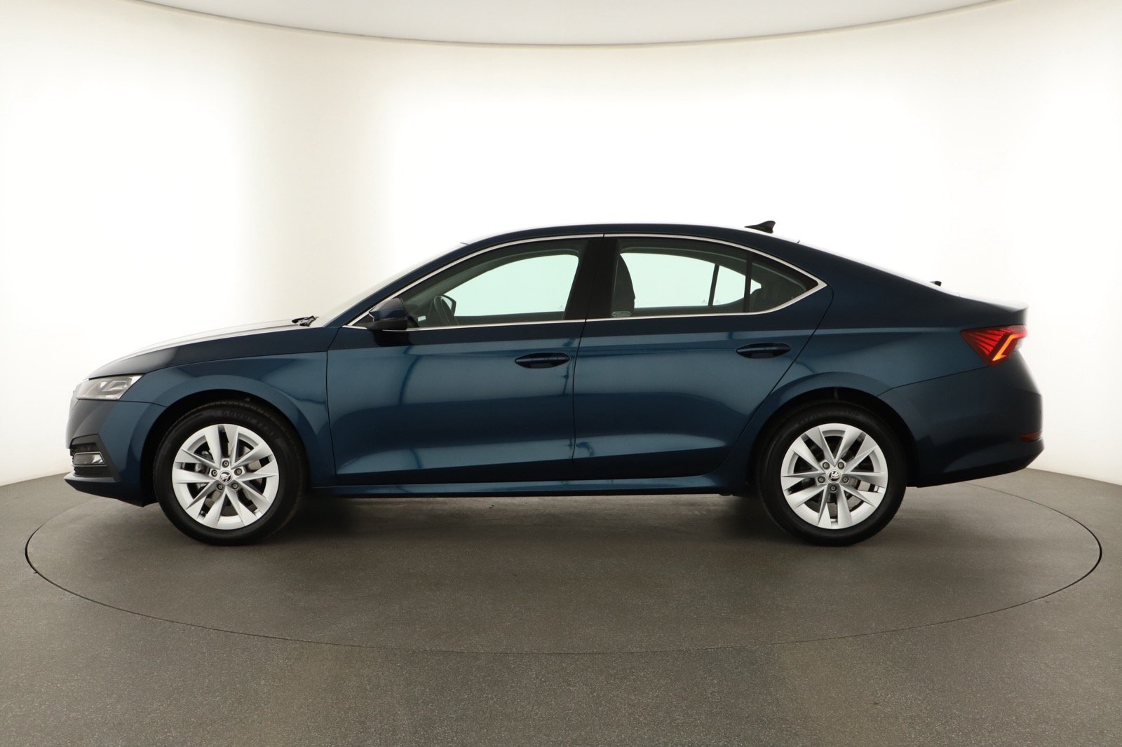 Škoda Octavia - 2024