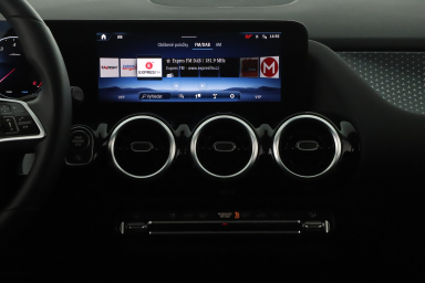 Mercedes-Benz GLA - 2024