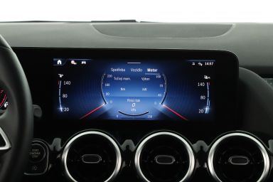Mercedes-Benz GLA - 2024