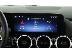 Mercedes-Benz GLA - 2024