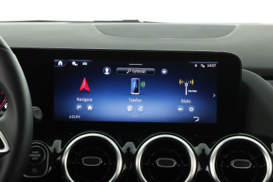 Mercedes-Benz GLA - 2024
