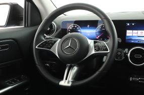 Mercedes-Benz GLA - 2024