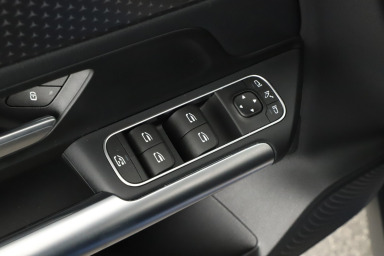 Mercedes-Benz GLA - 2024