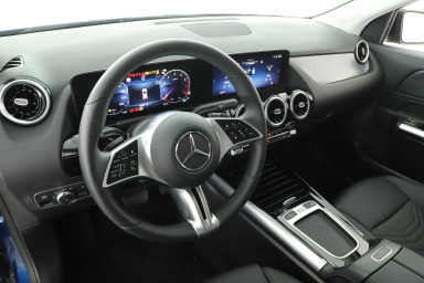 Mercedes-Benz GLA - 2024