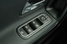 Mercedes-Benz A - 2024