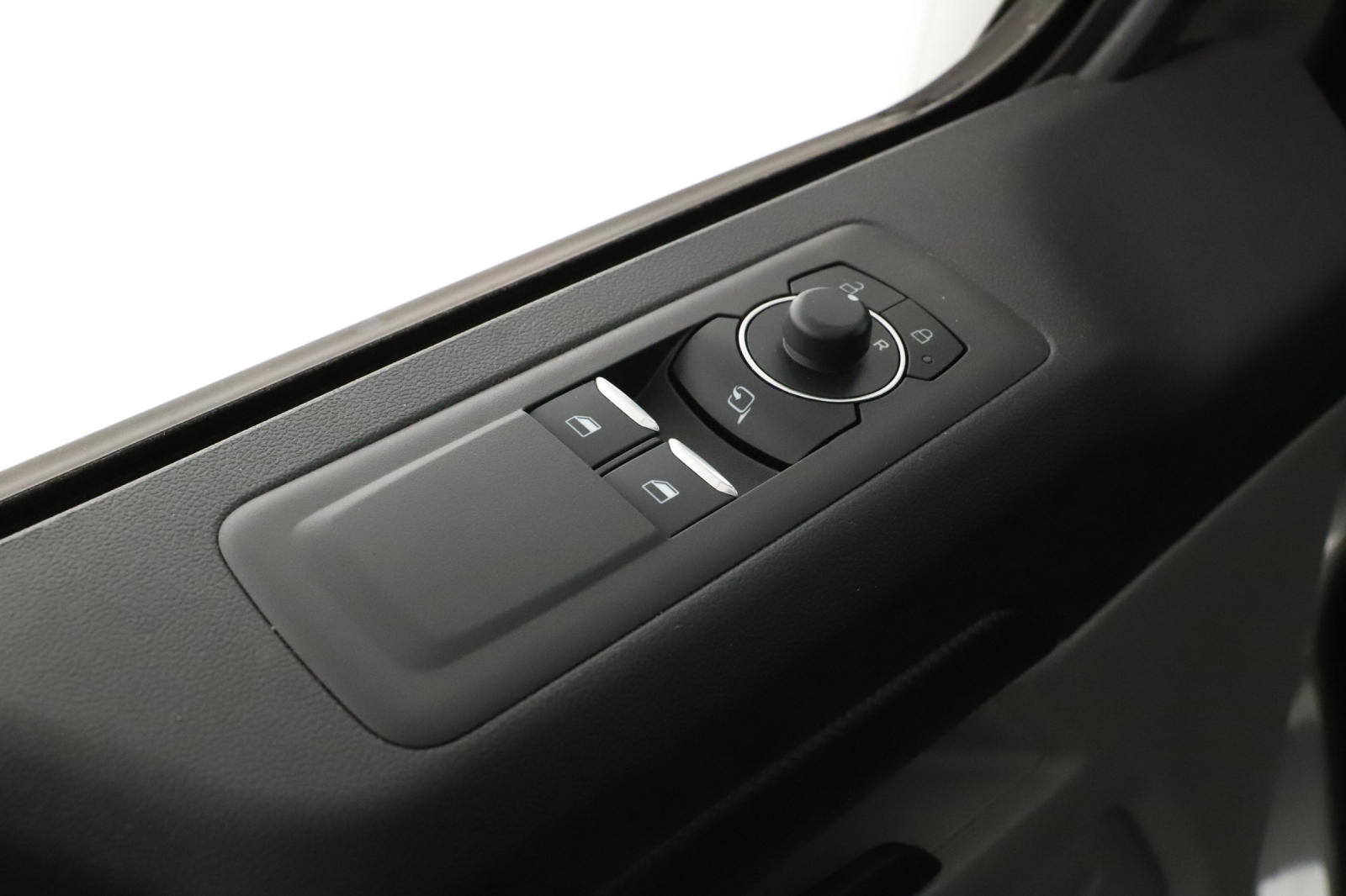 Ford Transit Custom - 2024