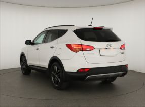 Hyundai Santa Fe - 2015