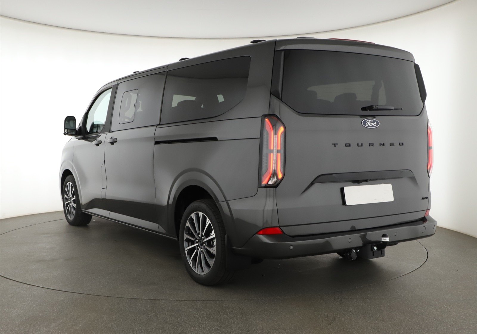 Ford Tourneo Custom - 2025