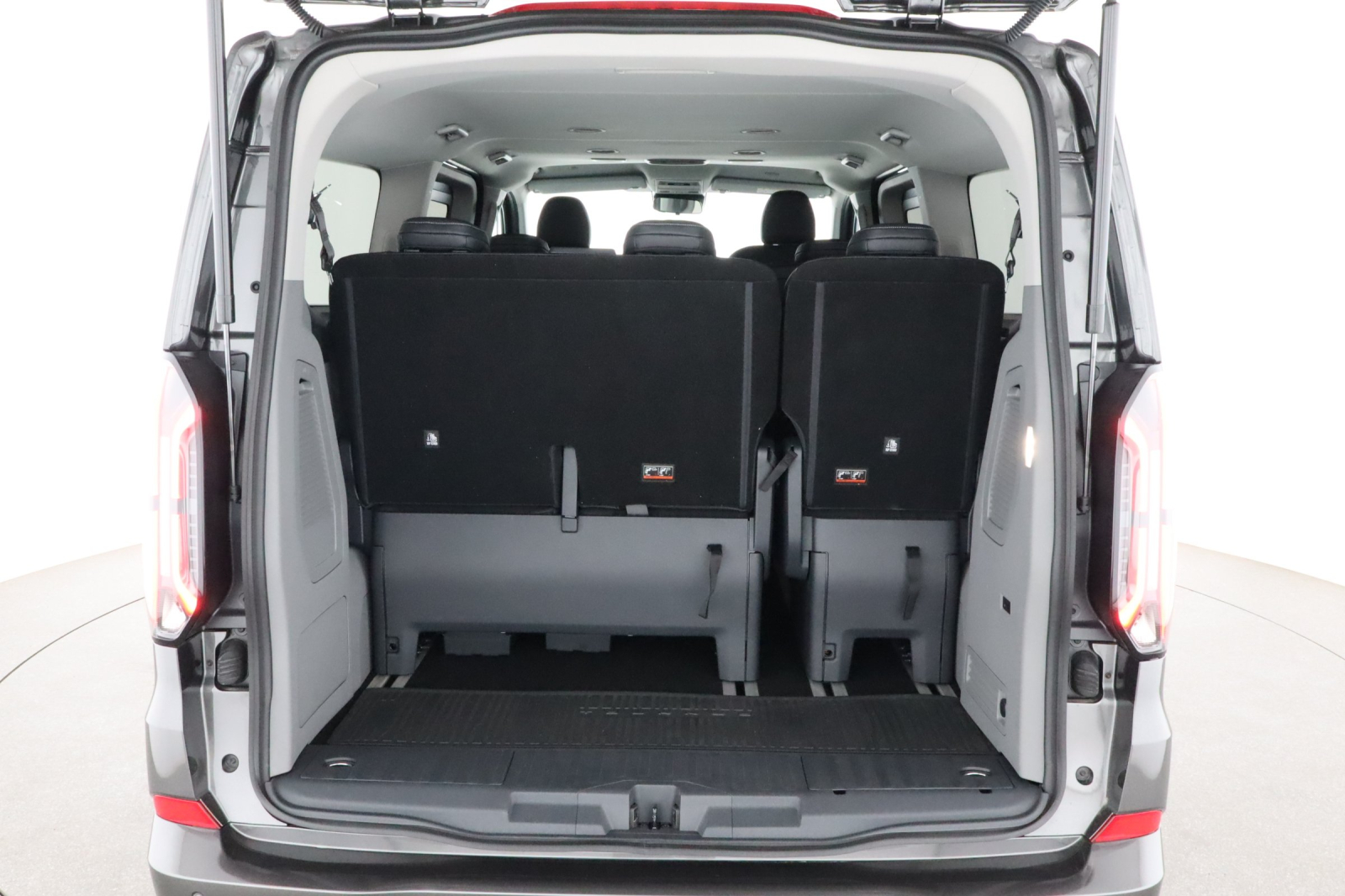 Ford Tourneo Custom - 2025