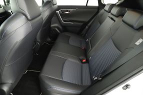 Toyota RAV 4 - 2024