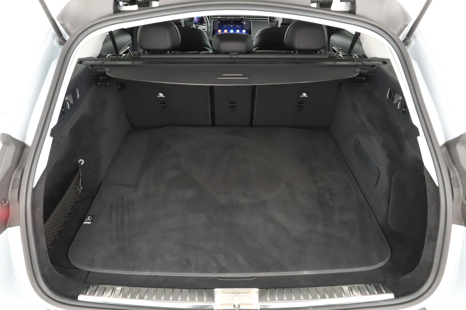 Mercedes-Benz E - 2024
