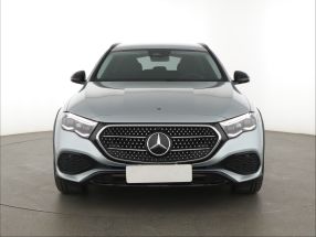 Mercedes-Benz E - 2024