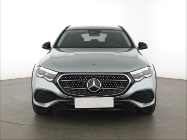 Mercedes-Benz E - 2024