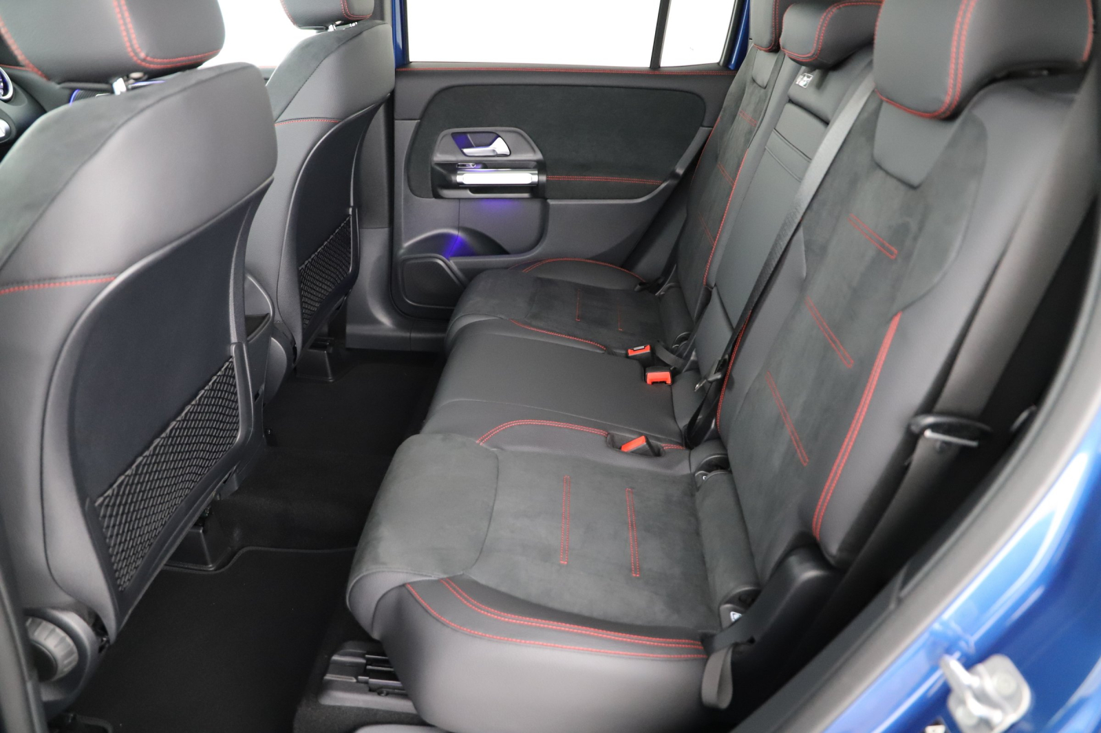 Mercedes-Benz GLB - 2024