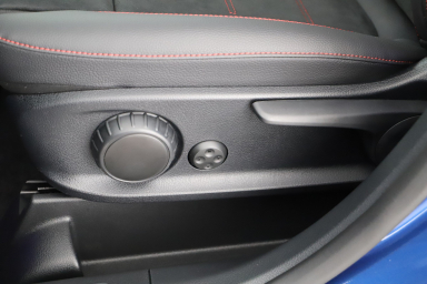 Mercedes-Benz GLB - 2024