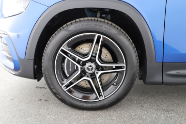 Mercedes-Benz GLB - 2024