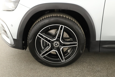 Mercedes-Benz GLB - 2024