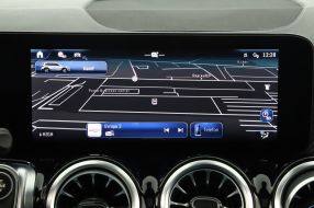 Mercedes-Benz GLB - 2024