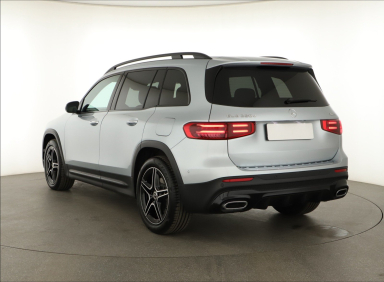 Mercedes-Benz GLB - 2024