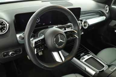 Mercedes-Benz GLB - 2024