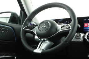 Mercedes-Benz GLB - 2024