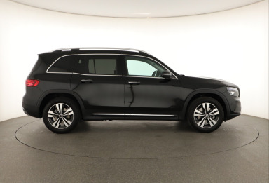 Mercedes-Benz GLB - 2024
