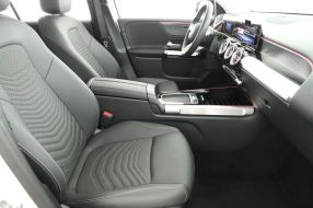 Mercedes-Benz GLB - 2024