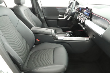 Mercedes-Benz GLB - 2024