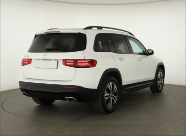 Mercedes-Benz GLB - 2024
