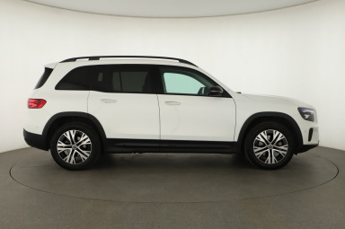 Mercedes-Benz GLB - 2024
