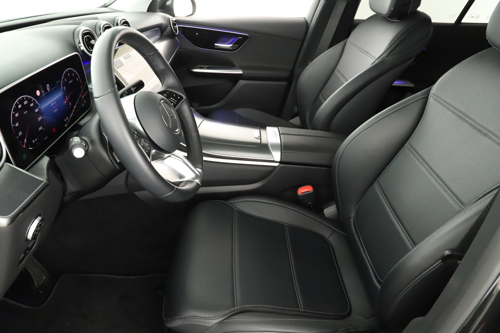 Mercedes-Benz GLC - 2024