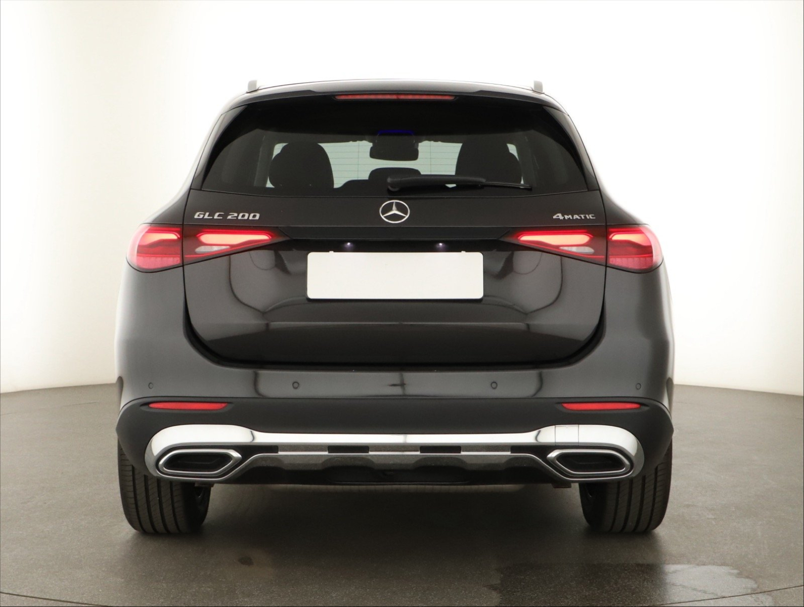 Mercedes-Benz GLC - 2024